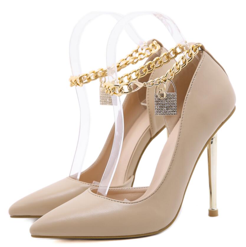 Chain lock drill high heels